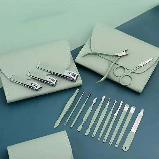 NailNest – All-in-One Mani-Pedi Kit for Home & Travel
