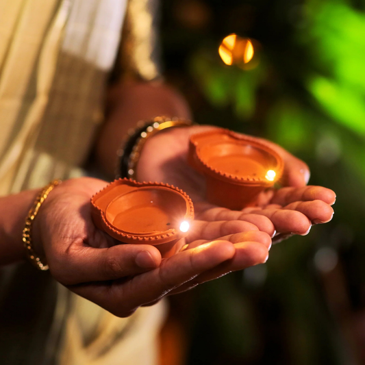 DivineAura Water Diyas